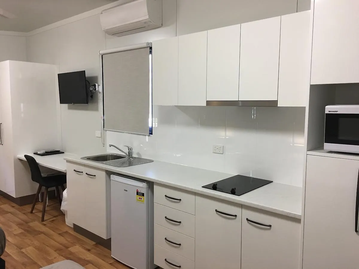 Holiday park Crystal Creek Caravan Park Hotel Mutarnee